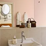 Coco 4*